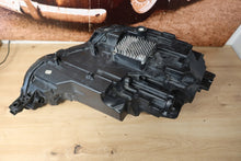 Laden Sie das Bild in den Galerie-Viewer, Frontscheinwerfer Audi A3 8Y0941033 90193987 LED Links Scheinwerfer Headlight