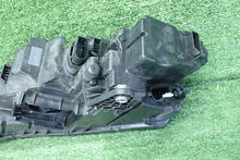 Load image into Gallery viewer, Frontscheinwerfer Skoda Octavia III 5E1941016D Rechts Scheinwerfer Headlight SCH4606519214po