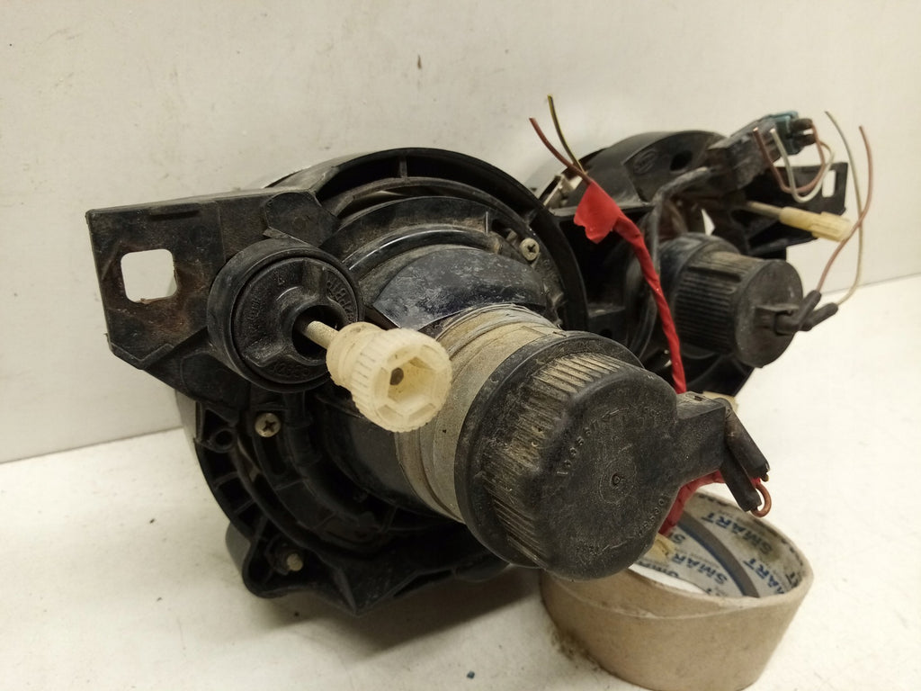 Frontscheinwerfer BMW E30 13436600 Rechts Scheinwerfer Headlight SCH9028614228rp