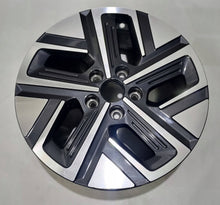 Laden Sie das Bild in den Galerie-Viewer, 1x Alufelge 17 Zoll 7.0&quot; 5x114.3 50ET 529100D100 Hyundai Kona Rim Wheel