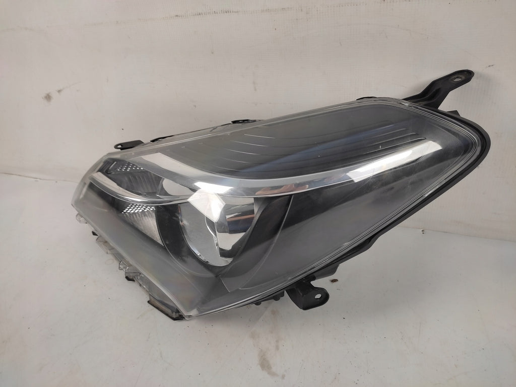 Frontscheinwerfer Toyota Yaris Ein Stück (Rechts oder Links) Headlight SCH5598300293qq