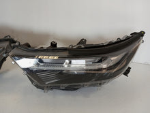 Laden Sie das Bild in den Galerie-Viewer, Frontscheinwerfer Toyota Rav 4 89908-42140 Full LED Rechts oder Links SCH9467447567if