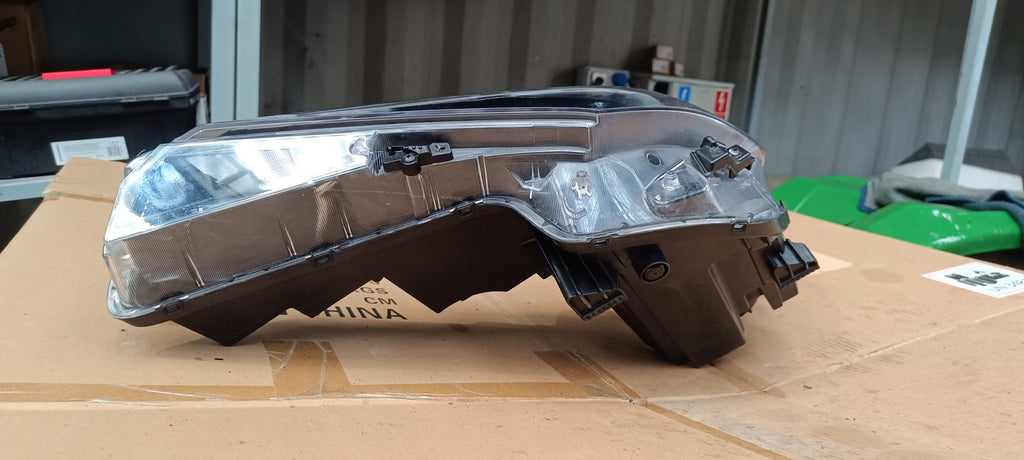 Frontscheinwerfer Hyundai Elantra VII 92101-AA Full LED Links Headlight