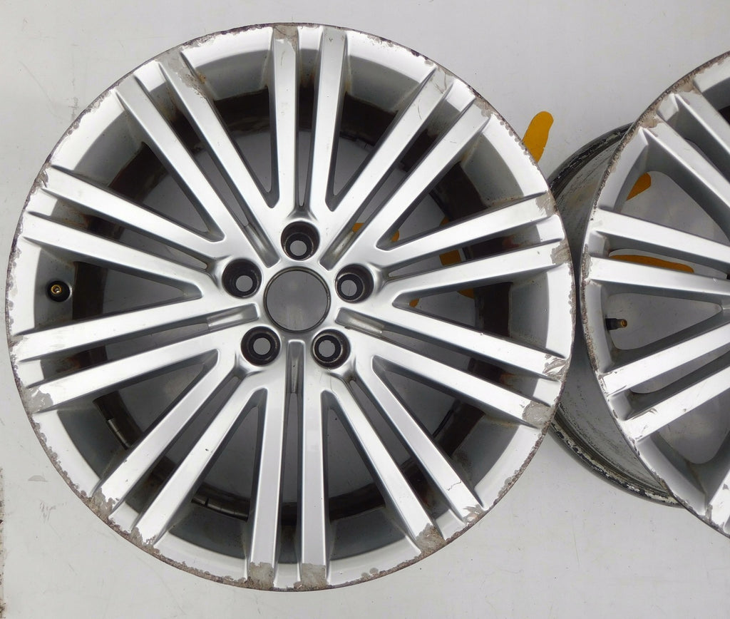 1x Alufelge 17 Zoll 7.0" 5x100 46ET Glanz Silber 6R0601025 VW Polo Rim Wheel