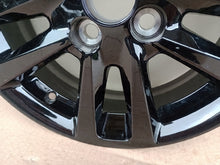 Laden Sie das Bild in den Galerie-Viewer, 1x Alufelge 15 Zoll 5.0&quot; 4x100 39ET Glanz PZ49P-B0671 Toyota Yaris Rim Wheel