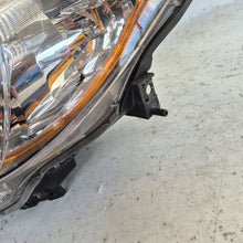 Laden Sie das Bild in den Galerie-Viewer, Frontscheinwerfer Mazda 3 BDG7-51040 Xenon Links Scheinwerfer Headlight SCH4754688203eh