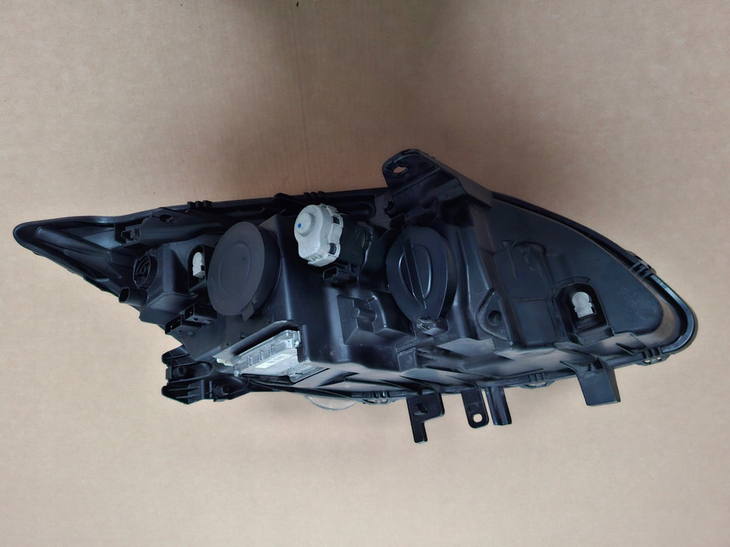 Frontscheinwerfer Renault Laguna III 260600035R 89901838 Links Headlight SCH4022861365sn