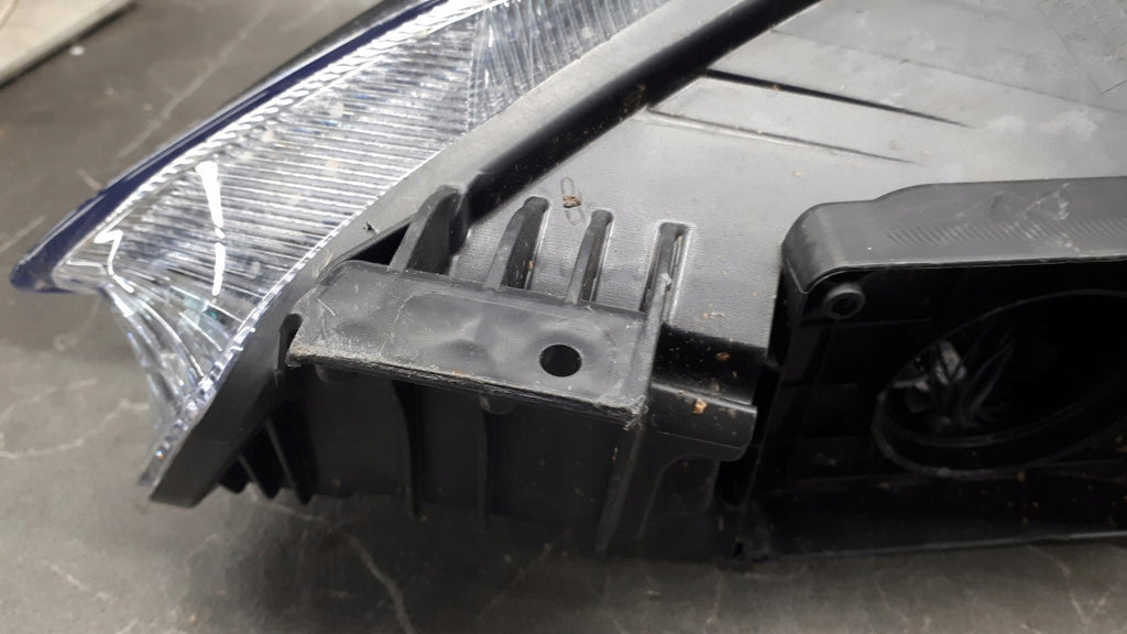 Frontscheinwerfer Ford Focus Rechts Scheinwerfer Headlight SCH7725280162bn