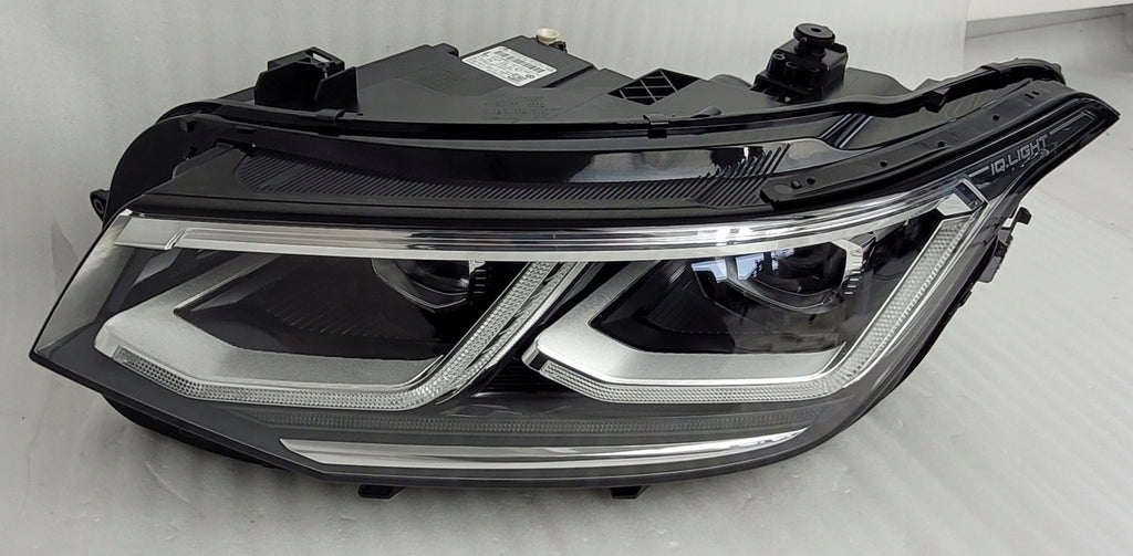 Frontscheinwerfer VW Tiguan 5NB941081C Links Scheinwerfer Headlight SCH8262818117um