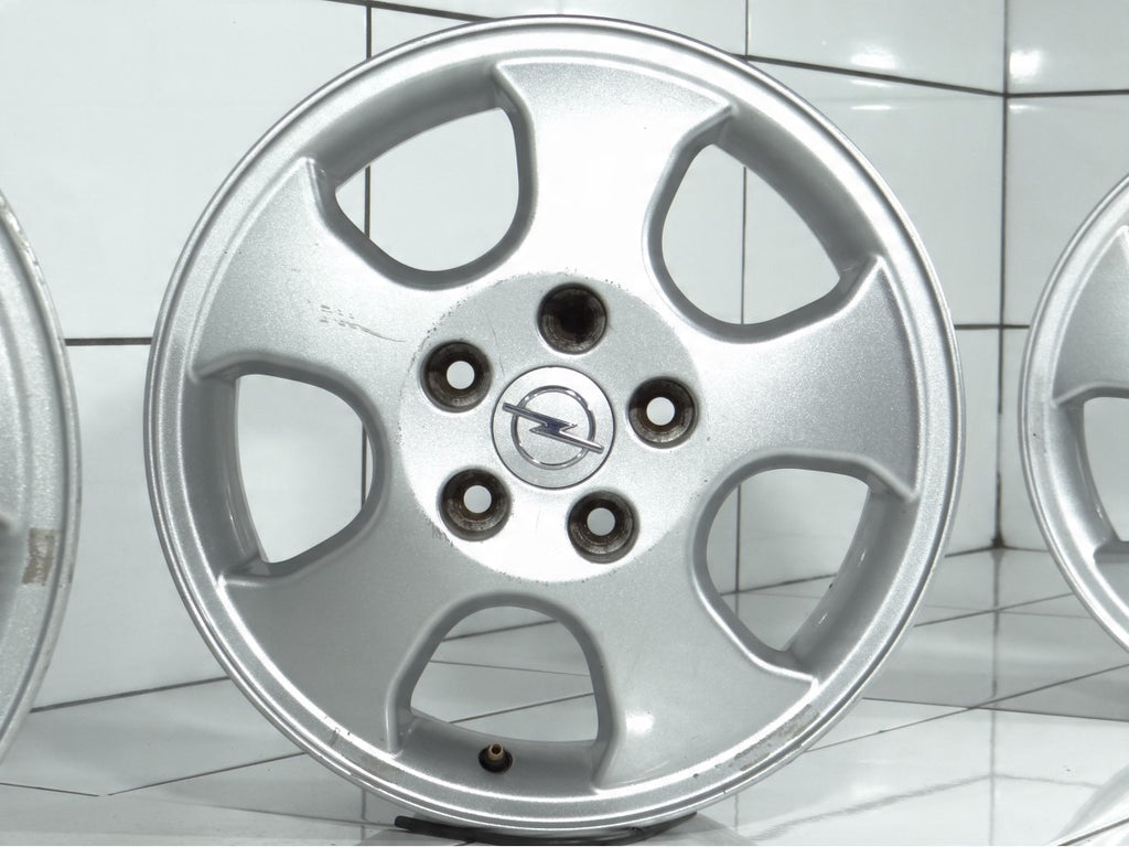 4x Alufelge 15 Zoll 6.0" 5x110 49ET Silber Opel Vectra C Rim Wheel