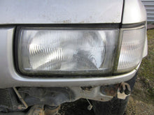 Laden Sie das Bild in den Galerie-Viewer, Frontscheinwerfer Opel Frontera B LED Ein Stück (Rechts oder Links) Headlight