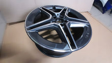 Laden Sie das Bild in den Galerie-Viewer, 1x Alufelge 19 Zoll 7.5" 5x112 A2474011500 Mercedes-Benz Glb Gla Amg Rim Wheel FEL1215193152ka