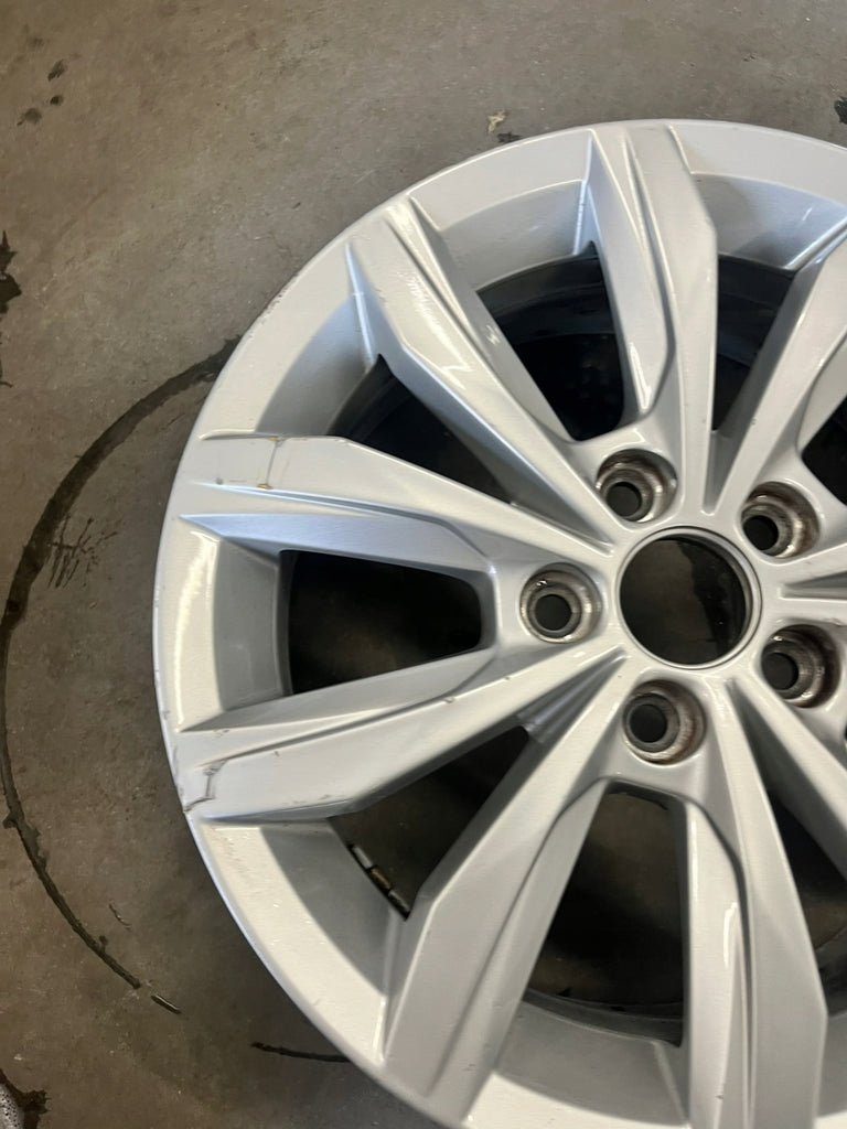 1x Alufelge 15 Zoll 5.5" 5x100 40ET Matt Silber 2G0601025 VW Rim Wheel FEL4526876067vx