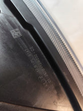 Laden Sie das Bild in den Galerie-Viewer, Frontscheinwerfer Ford Focus JX7B13W029CE JX7B13W030CE Rechts oder Links SCH6129334512yw