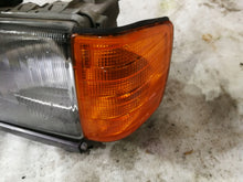 Laden Sie das Bild in den Galerie-Viewer, Frontscheinwerfer Mercedes-Benz W201 Links Scheinwerfer Headlight SCH8505767537je