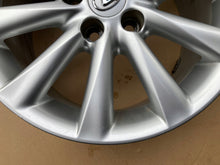 Laden Sie das Bild in den Galerie-Viewer, 1x Alufelge 17 Zoll 7.5" 5x114.3 45ET Glanz Graphit TD320-80230 Lexus Rim Wheel FEL2355432811hv