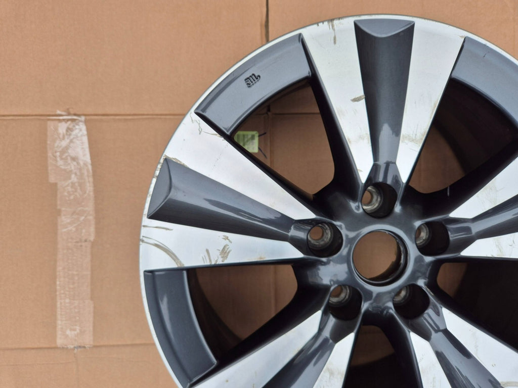 1x Alufelge 17 Zoll 6.5" 5x114.3 45ET Nissan Pulsar C13 Rim Wheel FEL2596561704qc