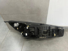 Laden Sie das Bild in den Galerie-Viewer, Frontscheinwerfer Ford Focus Full LED Links Scheinwerfer Headlight SCH6344517067np