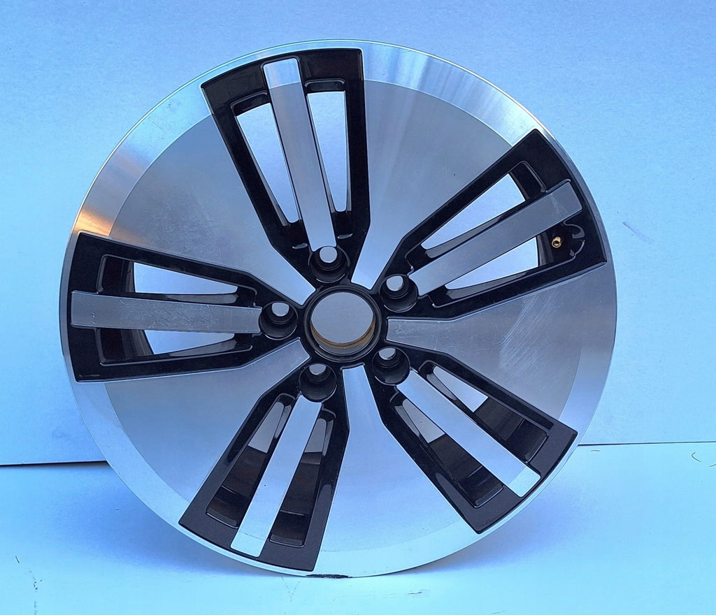1x Alufelge 17 Zoll 7.0" 5x112 40ET Glanz Silber 3G0601025AM VW Passat B8 FEL1916516608at