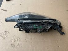 Laden Sie das Bild in den Galerie-Viewer, Frontscheinwerfer Mitsubishi Lancer VII I Links Scheinwerfer Headlight SCH8092643690hq