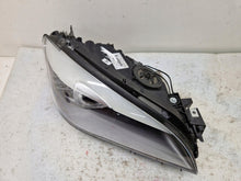Load image into Gallery viewer, Frontscheinwerfer BMW 7 F01 F02 7228428 Xenon Rechts Scheinwerfer Headlight SCH3388144082wx