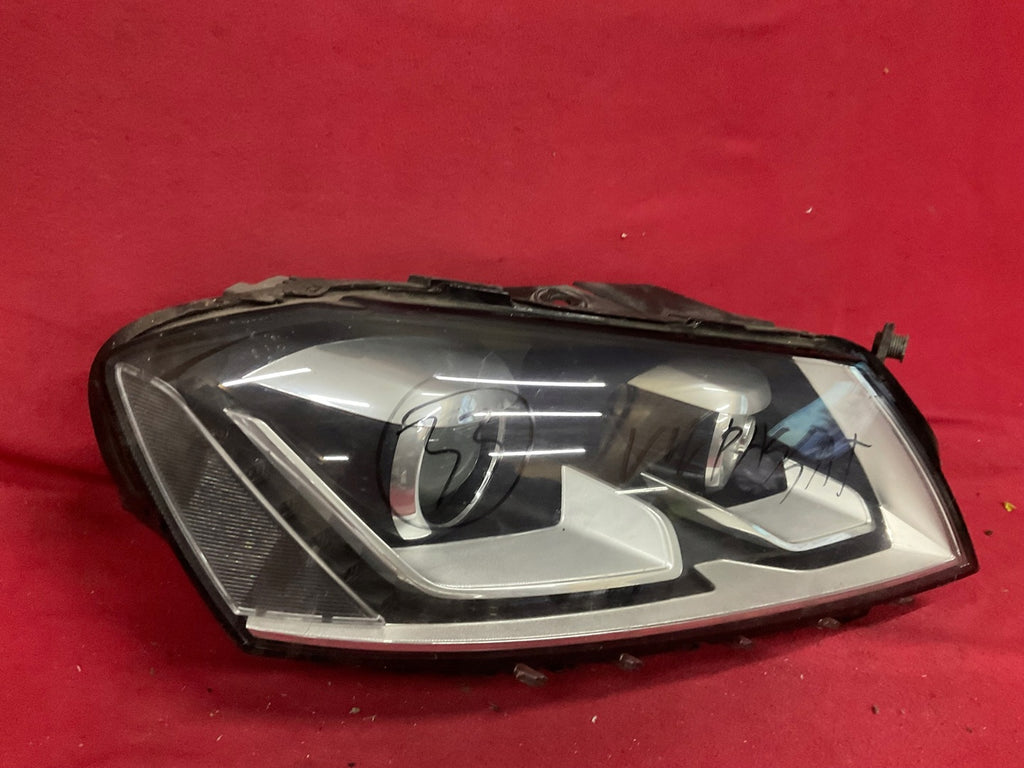 Frontscheinwerfer VW Passat B7 3AB941752 8K0941597B Xenon Rechts Headlight SCH4477979159lg