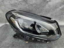 Laden Sie das Bild in den Galerie-Viewer, Frontscheinwerfer Mercedes-Benz W246 A2469062801 Xenon Rechts Headlight