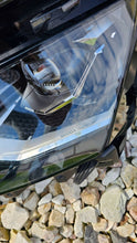 Laden Sie das Bild in den Galerie-Viewer, Frontscheinwerfer Skoda Kamiq 655941015C Full LED Links Scheinwerfer Headlight SCH8793997541gt