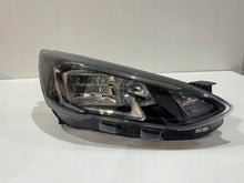 Laden Sie das Bild in den Galerie-Viewer, Frontscheinwerfer Ford Focus MX7B-13E014-CE LED Rechts Scheinwerfer Headlight SCH6328010671tv