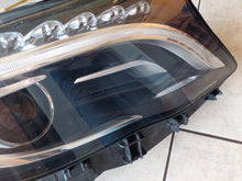 Laden Sie das Bild in den Galerie-Viewer, Frontscheinwerfer Mercedes-Benz Gla A1569062400 LED Rechts Headlight SCH9175460755is