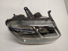 Laden Sie das Bild in den Galerie-Viewer, Frontscheinwerfer Dacia Duster 260105828R Rechts Scheinwerfer Headlight