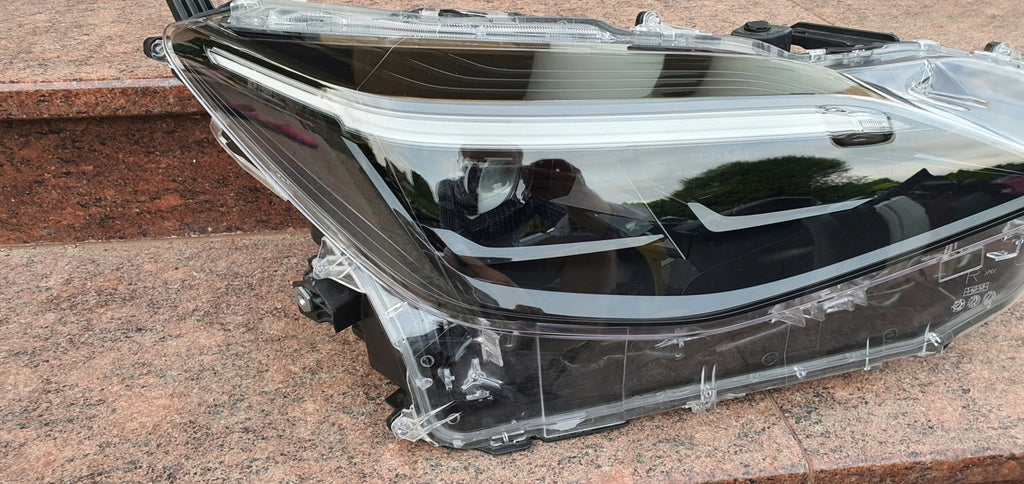 Frontscheinwerfer Toyota Yaris Cross Xenon Rechts Scheinwerfer Headlight SCH9616318667vm