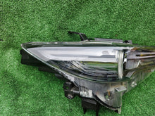 Laden Sie das Bild in den Galerie-Viewer, Frontscheinwerfer Mazda Cx5 Cx-5 KB8N51030 LED Rechts Scheinwerfer Headlight