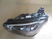 Laden Sie das Bild in den Galerie-Viewer, Frontscheinwerfer Mercedes-Benz A2139067509 Full LED Links Headlight SCH3071375301wf