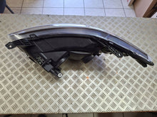 Laden Sie das Bild in den Galerie-Viewer, Frontscheinwerfer Ford Transit GK31-13W029-BC Rechts Scheinwerfer Headlight