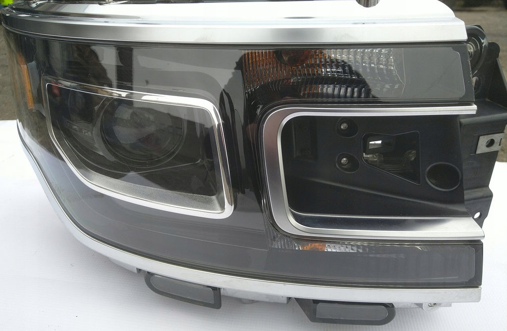 Frontscheinwerfer Ford I DA83-13005 Rechts Scheinwerfer Headlight SCH3087695337ct