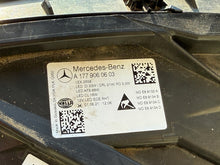 Laden Sie das Bild in den Galerie-Viewer, Frontscheinwerfer Mercedes-Benz W177 A1779060603 Rechts Scheinwerfer Headlight SCH7926304095um