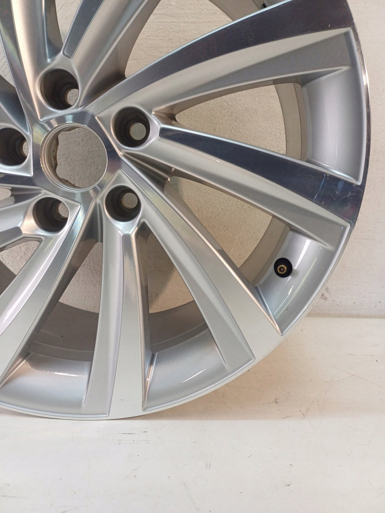 1x Alufelge 18 Zoll 7.5" 5x112 48ET Glanz Silber 5E3601025H Skoda Octavia Iv FEL9100667775ic