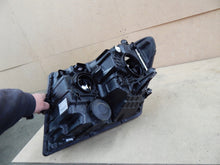 Laden Sie das Bild in den Galerie-Viewer, Frontscheinwerfer VW Crafter 7C1941006 Rechts Scheinwerfer Headlight SCH9712414442uv