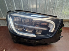 Laden Sie das Bild in den Galerie-Viewer, Frontscheinwerfer Mercedes-Benz Glc X253 A2539066403 FULL LED Rechts Headlight