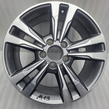 Laden Sie das Bild in den Galerie-Viewer, 1x Alufelge 17 Zoll 8.0" 5x112 48ET A2124011800 Mercedes-Benz W212 Rim Wheel FEL8137150311cy