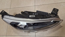 Laden Sie das Bild in den Galerie-Viewer, Frontscheinwerfer Ford Focus JX7B-13E014-AE LED Rechts Scheinwerfer Headlight SCH3713387448ky