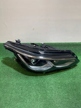 Laden Sie das Bild in den Galerie-Viewer, Frontscheinwerfer VW Golf VIII I 5H1941036 Rechts Scheinwerfer Headlight SCH1190188028cm