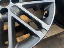 Laden Sie das Bild in den Galerie-Viewer, 1x Alufelge 17 Zoll 4x100 52910-H8300 Kia Rio Rim Wheel FEL9508320820mn