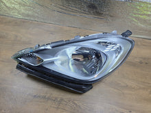 Laden Sie das Bild in den Galerie-Viewer, Frontscheinwerfer Honda Jazz III P9730 Links Scheinwerfer Headlight SCH6395891035fo