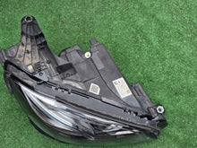 Laden Sie das Bild in den Galerie-Viewer, Frontscheinwerfer Mercedes-Benz W213 A2139064804KZ Rechts Scheinwerfer Headlight SCH4275312045jg