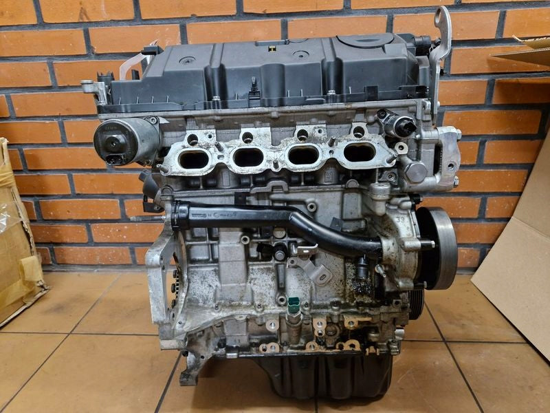 Motor Peugeot 307 8FS 10FGAD 1.4 VTI 95PS 70kW Benzin Engine Unkomplett