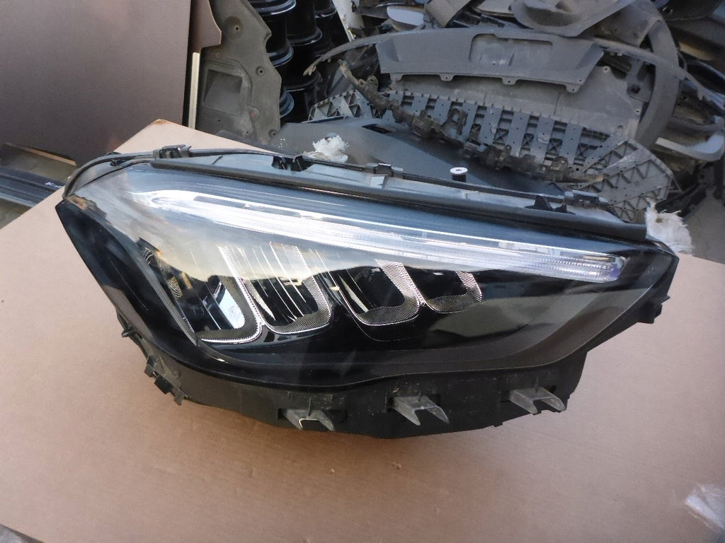 Frontscheinwerfer Mercedes-Benz W247 A2479063604 LED Rechts Headlight SCH5557930374jb