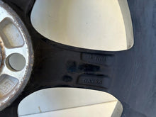 Laden Sie das Bild in den Galerie-Viewer, 1x Alufelge 18 Zoll 7.5&quot; 5x108 30760053, 31373099 Volvo V40 Rim Wheel