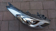 Laden Sie das Bild in den Galerie-Viewer, Frontscheinwerfer Hyundai I30 92102A6010 Rechts Scheinwerfer Headlight SCH1167042180vu